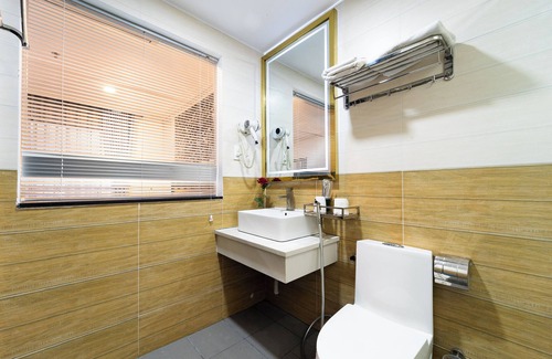 Tan Binh Hotel | Collection O Havana Airport Hotel
