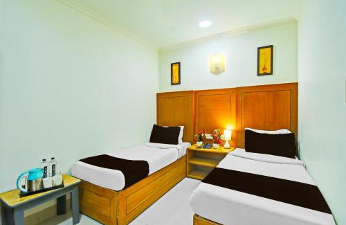 Malviya Nagar Hotel | Collection O JLN Marg