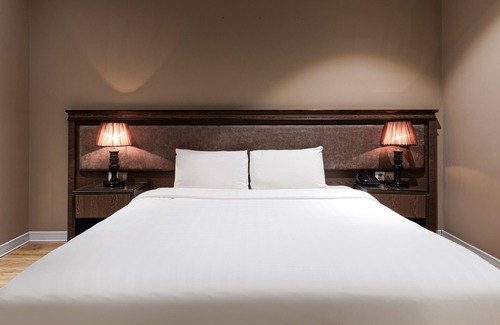 Truc Bach Hotel | Collection O Le Grand Hanoi hotel – The Tryst