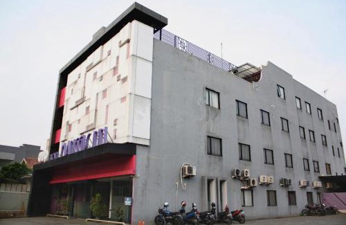 Mangga Besar Hotel | Collection O Manggis Inn