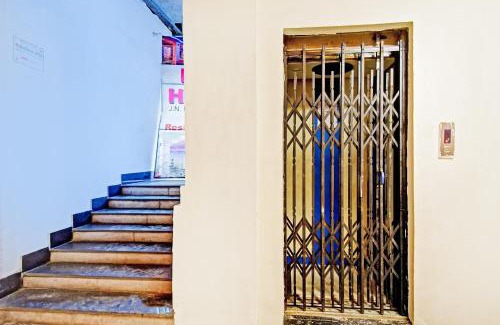 Barasat Hotel | Collection O Pink House