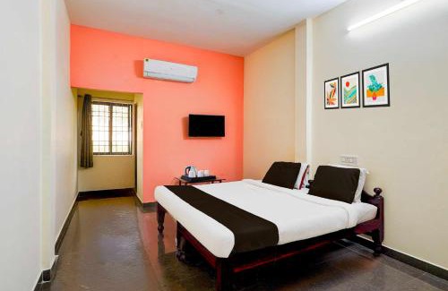 Vellore Hotel | Collection O Poigai Near Airport