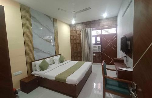 Sector 39 Hotel | Collection O South City 1 Arcadia