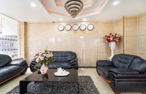 Binh Chanh Hotel | Collection O Sunrise Hotel Trung Son Near Lotte Mart