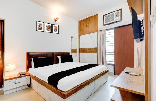Taj Ganj Hotel | Collection O Taj East Metro Station Formerly Prem Villas Home Stay