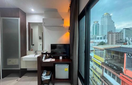 Makkasan Hotel | Collection O The Bangkok Airport Link Suite
