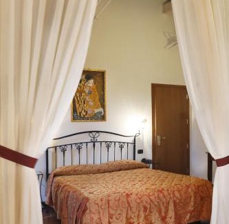 Urbino House | Colleverde Country House & SPA Urbino