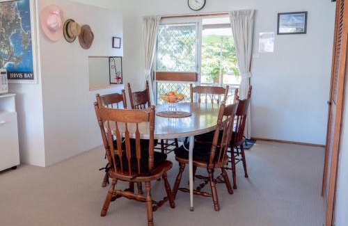 Vincentia House | Collingwood Beach Cottage - Belle Escapes Jervis Bay
