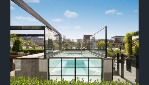 Collingwood Apartment | Collingwood Gem - Victoria & Vine Boutique 1b Apt with Free Parking