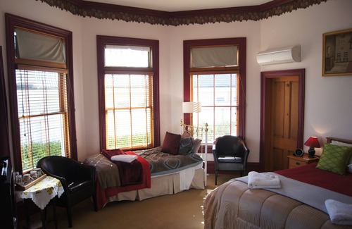 Nelson Bed & Breakfast | Collingwood Manor