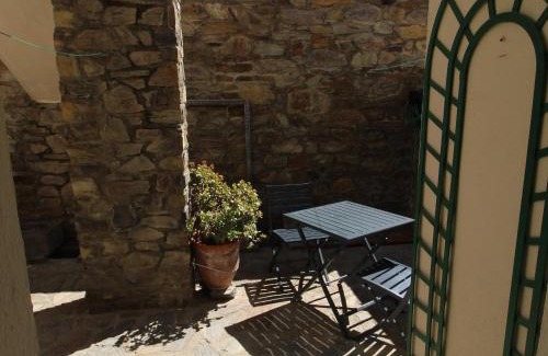 Collioure Apartment | Collioure: Superbe T3 avec terrasse, face à la mer et parking - FR-1-309-376