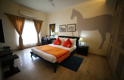 Defence Colony Bed & Breakfast | Colonels Retreat