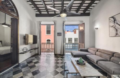 Old San Juan Apartment | Colonial Apt with Balcony in OSJ Next to San Sebastian APT 3