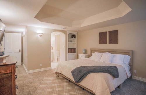 Galloway House | Colonial Hideaway Lower Level Private Bedroom