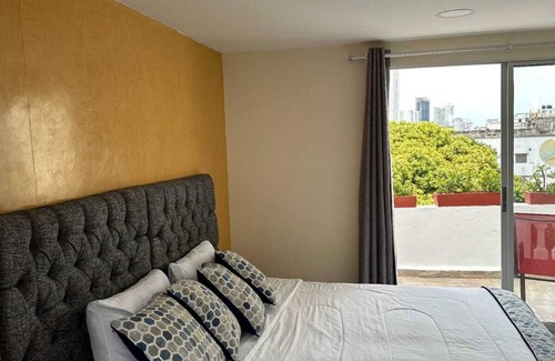 Cartagena Walled City Hotel | COLONIAL HOUSE IN CARTAGENA'S HISTORICAL CENTER