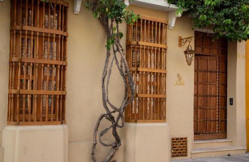 Cartagena Walled City Villa | colonial luxury house in cartagena