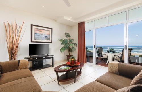 Margate Beach Apartment | Colonial Sands 305