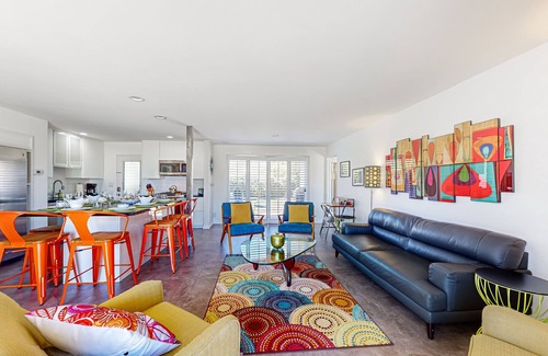 Araby Commons House | Color-filled charmer with pool & tennis access, patios, and AC