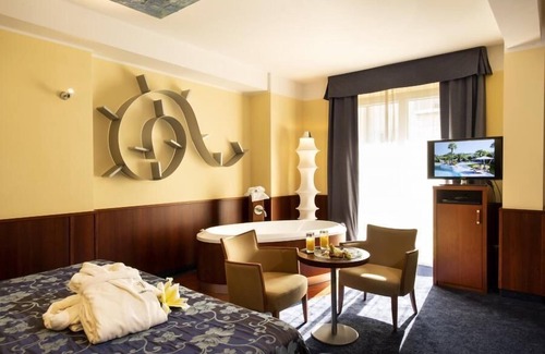 Bardolino Hotel | Color Hotel Style, Design & Gourmet