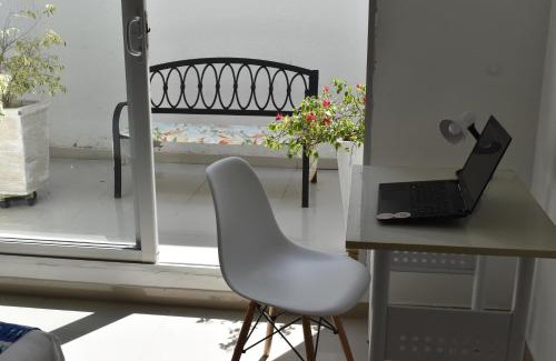 Comuna 2 Hotel | Color House Santa Marta