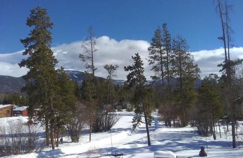 Grand Lake Resort | Colorado Cabin Adventures