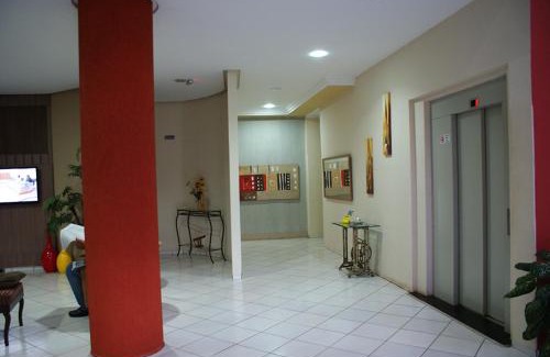 Rio Verde Hotel | Colorado Plaza Hotel