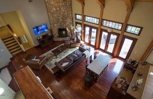 Stroudsburg House | Colorado style, custom built lodge is your personal sanctuary!