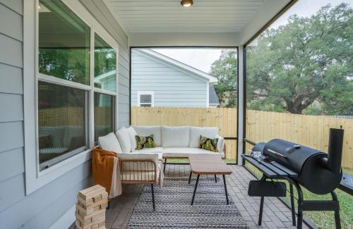 Tallahassee House | Colorful Cozy 3BD Near Football Parks Lake and Airport