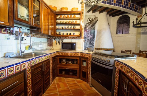 Colonia 5 de Diciembre Villa | Colorful Mexican Style Villa with Pool and Garden