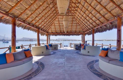 La Paz Apartment | Colorful Paraiso del Mar Resort Condo with Patio!