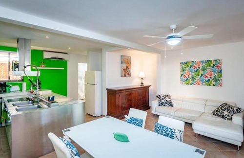 Coco Sunset Hills Apartment | Colorful & Private 2-Bedroom Condo Just a Short Walk from the Beach