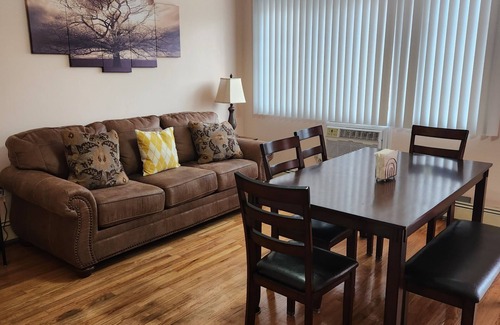 East New York House | Colorful Spacious 3 Bedroom with Free Wine