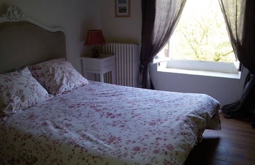 Saint-Augustin House | Colors and garden