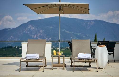 St. Michael/San Michele Apartment | Colors, shapes and light in the Apartment Weingut Klaus Lentsch
