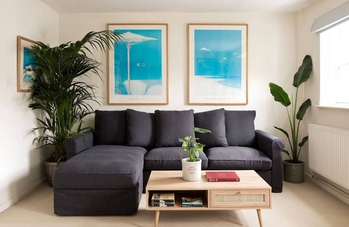 Colville Apartment | Colourful House 3 Bed Apt - Notting Hill