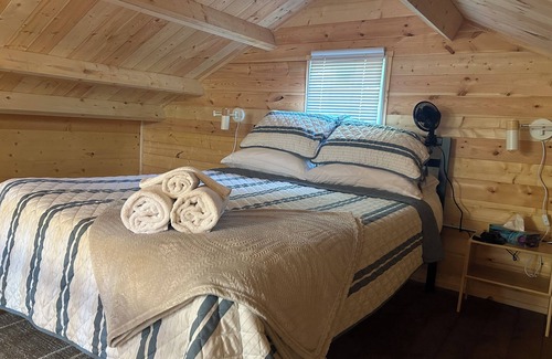 Fenelon Falls Cabin | Columba - New Lofted Kabin