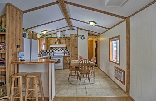Columbia Falls Cottage | Columbia Falls Home ~ 22 Mi to Glacier Nat’l Park!