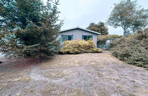 Coos Bay House | Columbus Empire House - Coos Bay, OR