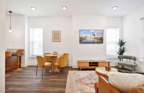 Near East Columbus House | Columbus Oasis w Pool Table Near Downtown