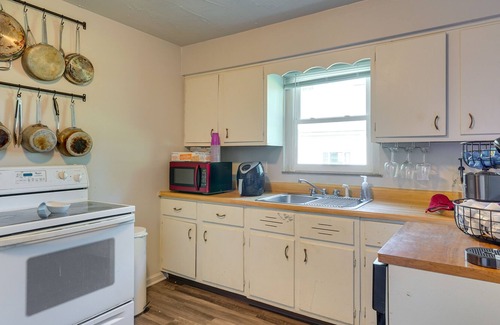 West Columbus House | Columbus Vacation Rental Near Downtown & Casino!