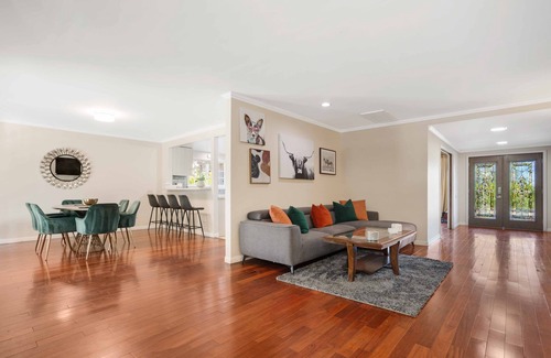 Granada Hills North House | Colven by AvantStay | Pool + Spa Near Golf Course