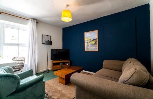 Combe Martin Apartment | Combe Martin ! By the Water ! WiFi !