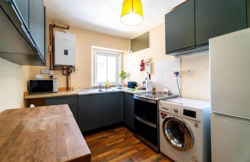 Combe Martin Apartment | Combe Martin ! By the Water ! WiFi !