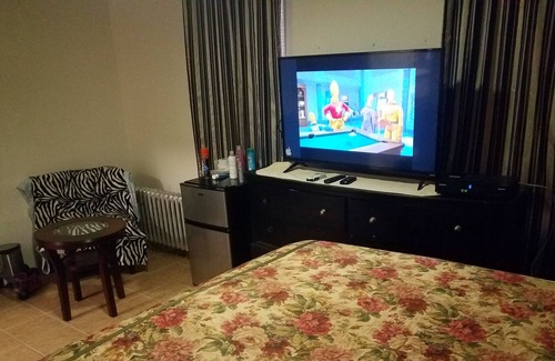 East Flatbush House | Come and experience Brooklyn