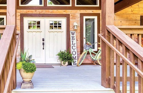 Fairview Cabin | Come Away Cabin, a Luxury Retreat