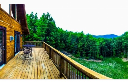 Valdese Cabin | Come relax at Red Turkey Run!!