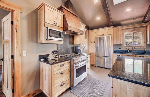 Helena House | Come relax near Hauser and Holter Lake; 3 bedroom and 3 bathroom; sleeps up 12