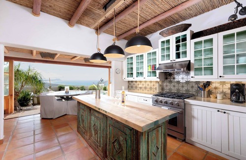 San Jose del Cabo House | Come see 49 whales a day from your patio and pool.