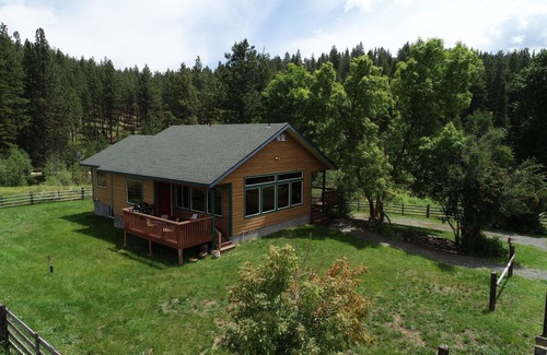 Haines House | Come Stay at the Orville Chandler Ranch!