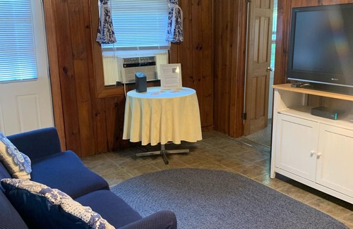 Bonnet Shores House | Come stay in lovely Bonnet Shores!